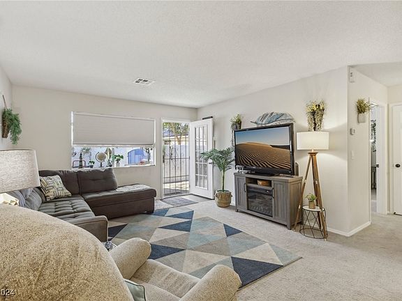 5th image of 2137 Willowbury Dr Unit C