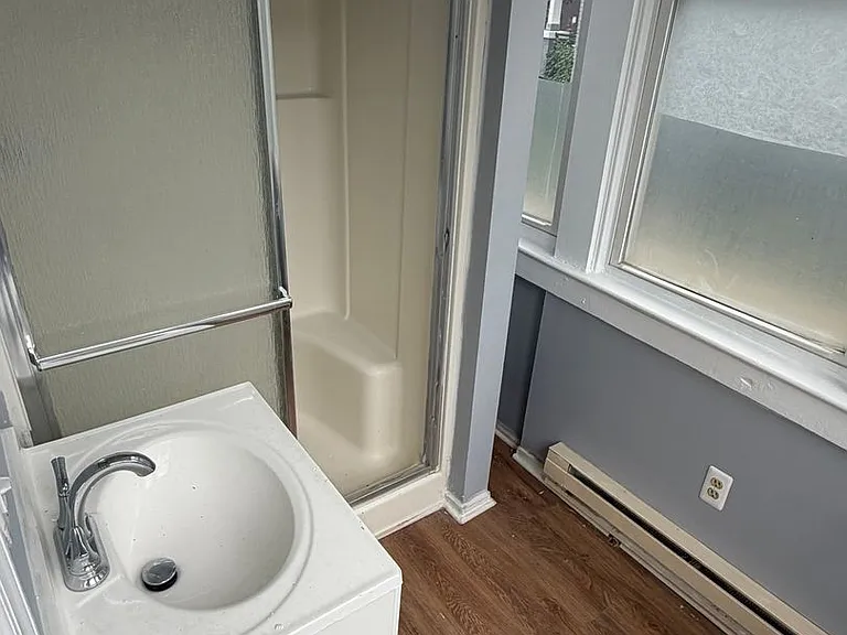 917 Ingraham St NW — Photo 2
