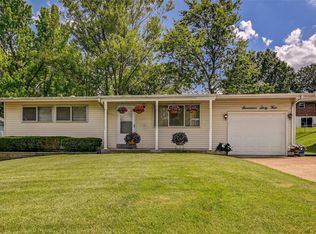 1764 Beecher Dr, Saint Louis, MO 63136