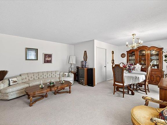 5th image of 5484 San Jose Drive