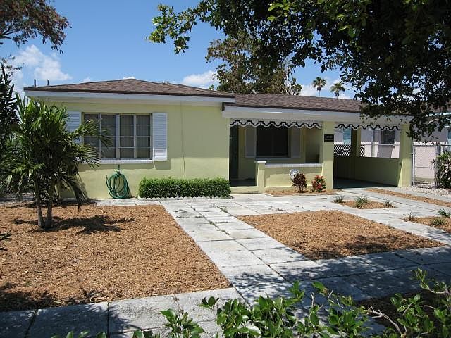 1st image of 3615 Poinsettia Avenue
