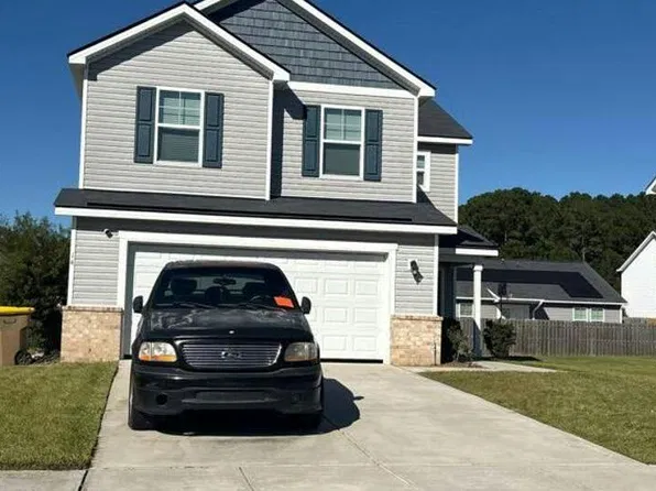 14 Coronedo Ln, Port Wentworth, GA 31407