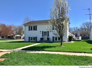 3028 Sutherland Rd, Springfield, IL 62702