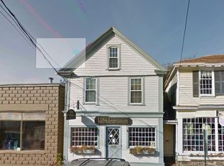 37 S Main St, Ipswich, MA 01938