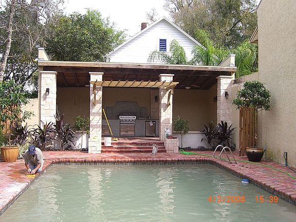 Rear Pool and Outdoor Kitchen