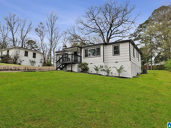 2nd image of 532 Rollingwood Rd