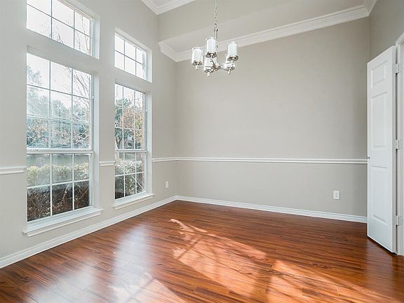 3rd image of 3615 Amber Hills Dr