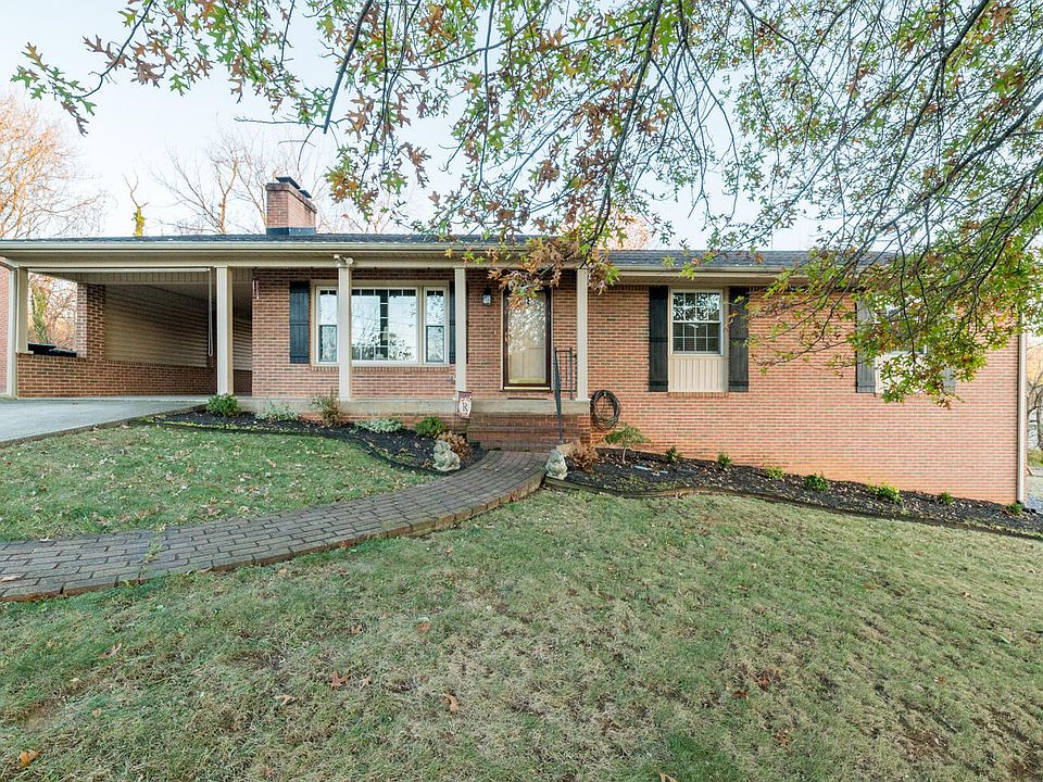 1st image of 24 Ridgewood Dr