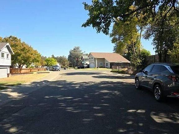 4th image of 7018 Enright Dr