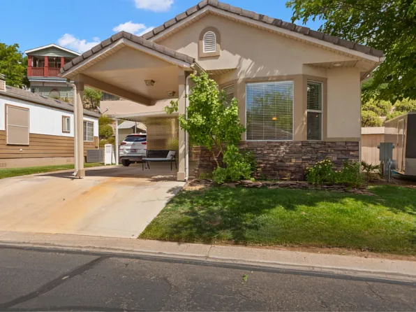 107 Overlook Ln, Hurricane, UT 84737