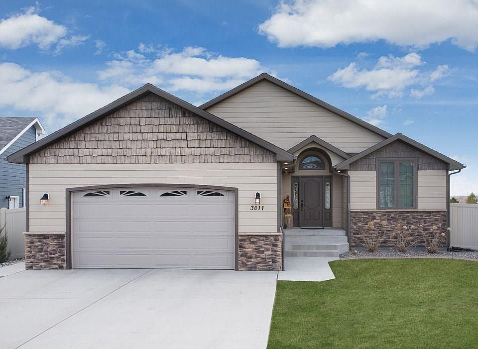 1st image of 3011 Golden Acres Dr
