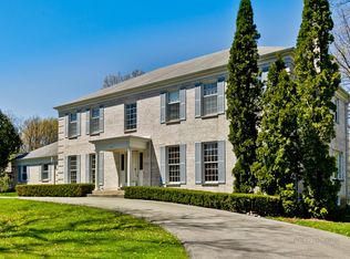 964 McCormick Dr, Lake Forest, IL 60045