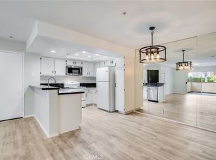 158 S Cross Creek Rd UNIT B, Orange, CA 92869