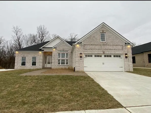 384 Weston Park, Lexington, KY 40515