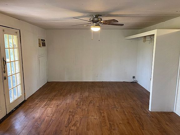 3rd image of 480 Frosty Ln #5