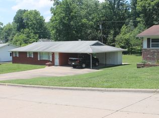 109 Camellia Dr, Cape Girardeau, MO 63703