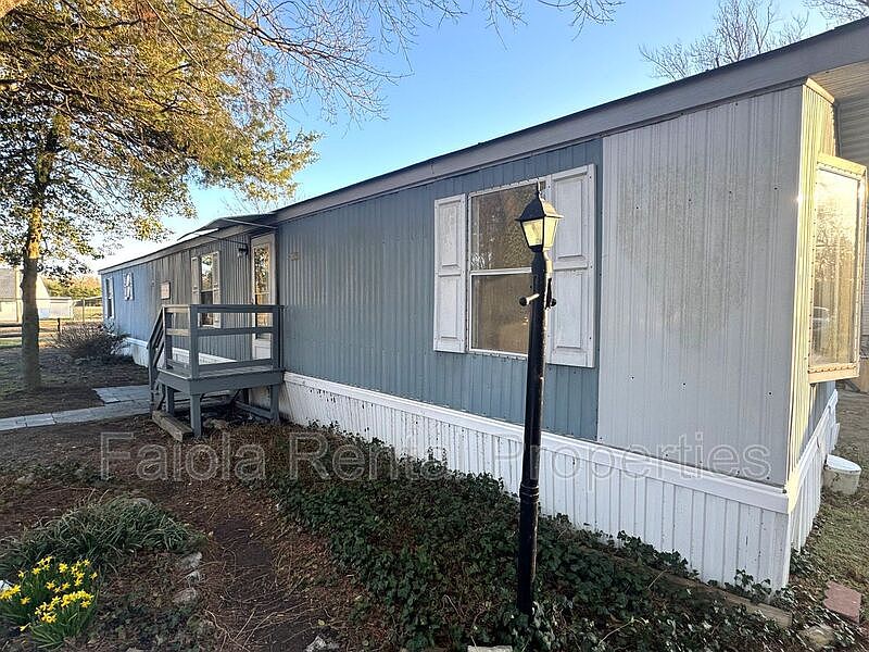 1st image of 1 Talmar Ln