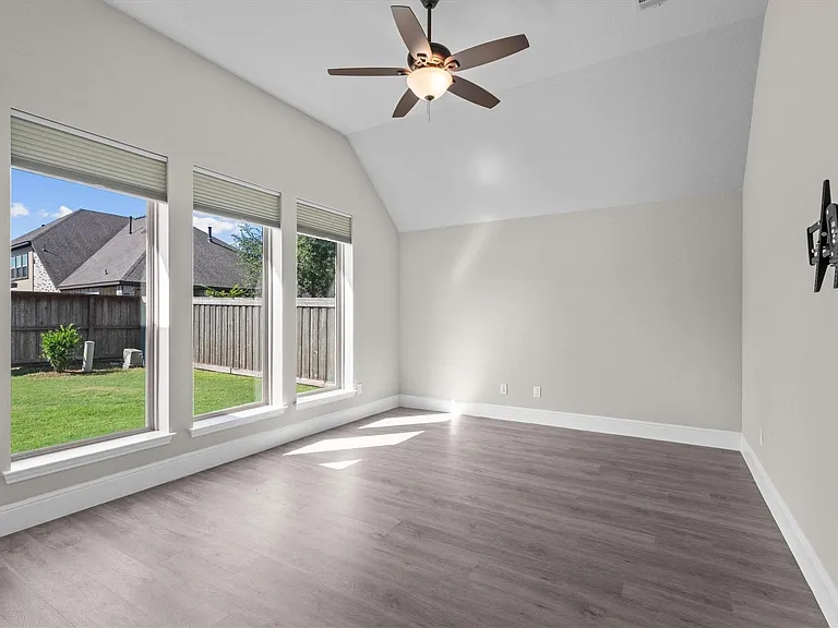 28348 Sterling Oak Dr — Photo 30