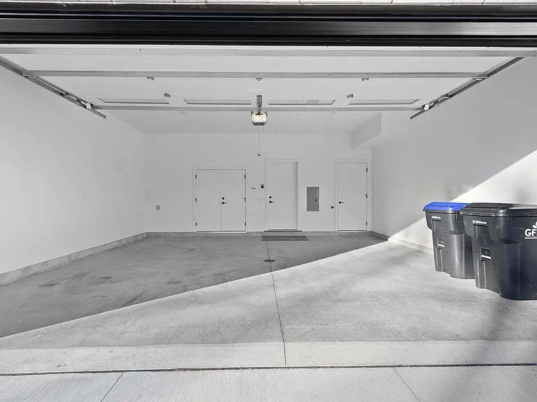 1071 Brookwood Dr — Photo 34