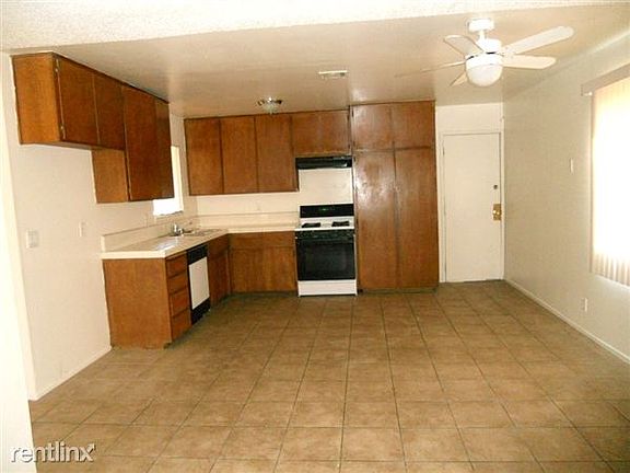 2 KITCHEN