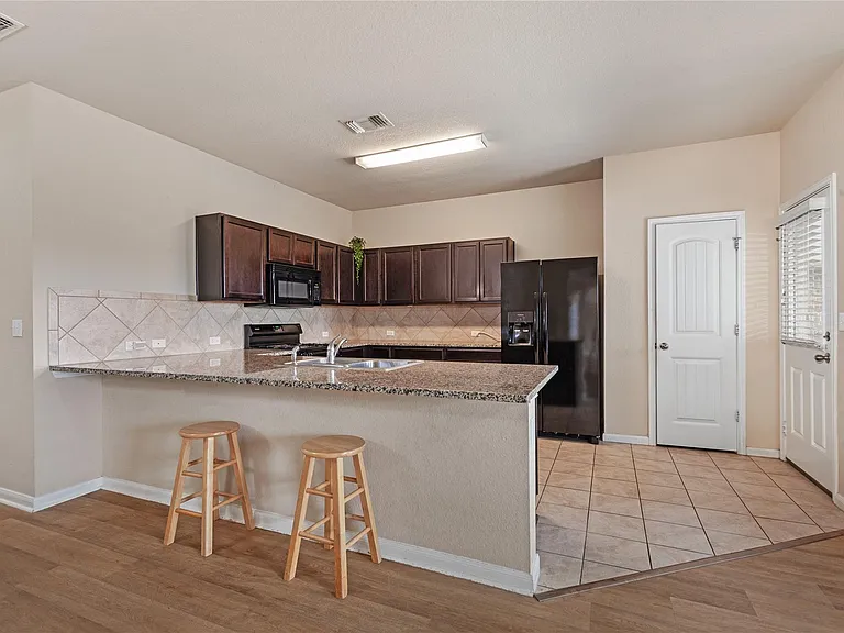 251 Northern Flicker St — Photo 7