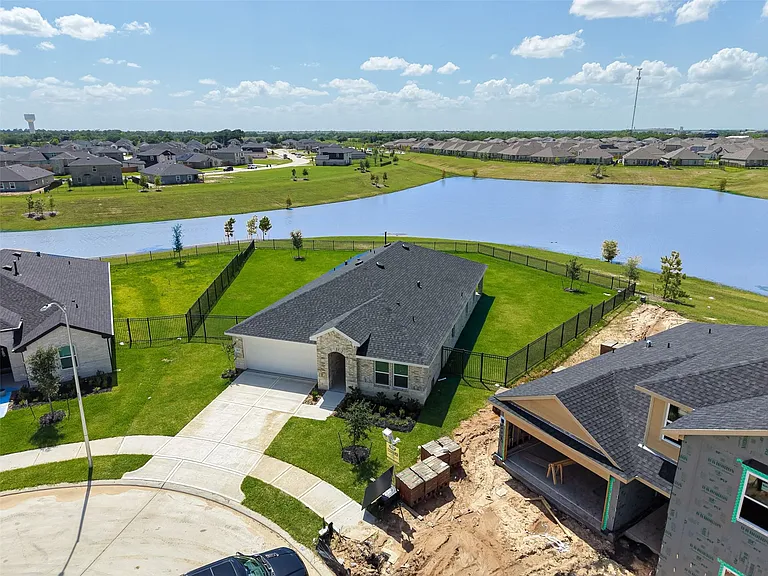 6127 Bella Breeze Dr — Photo 3