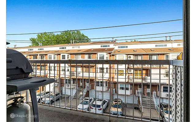 Sold by Douglas Elliman | media 7