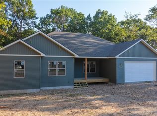 145 Broadway Ave, Camdenton, MO 65020