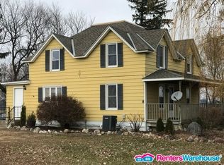 22929 Cable Ave, Winsted, MN 55395