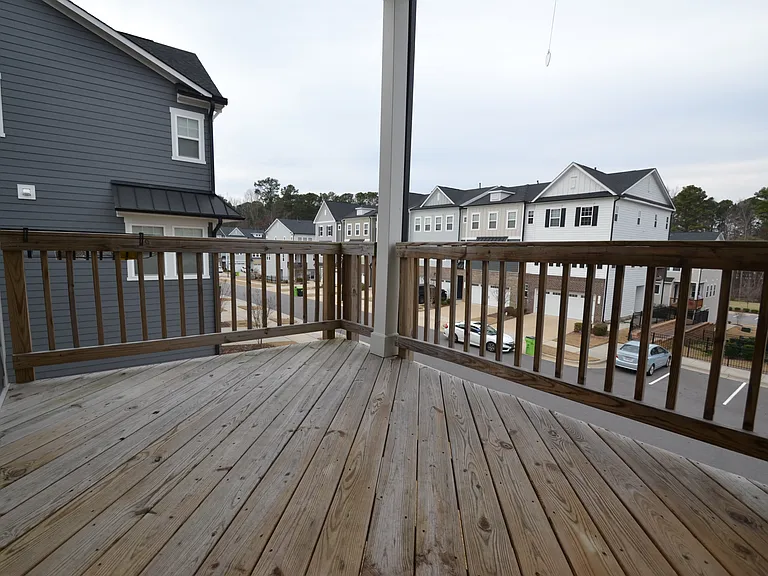 820 Grafton Peak Ln — Photo 48