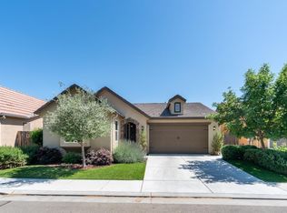 3136 Browning Ave, Clovis, CA 93619