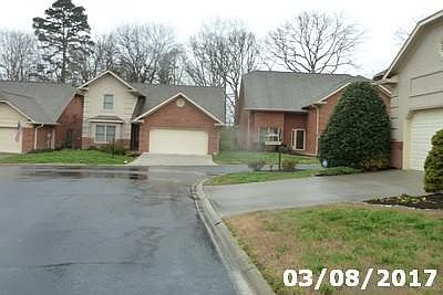 4th image of 8005 Thistle Ln