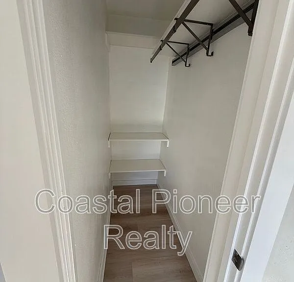 185 175th Terrace Dr E — Photo 15