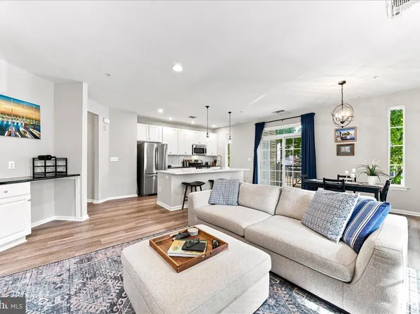 350 W Elm St Suite 3206, Conshohocken, PA 19428