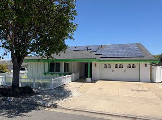 7041 Stonewood Dr, Huntington Beach, CA 92647