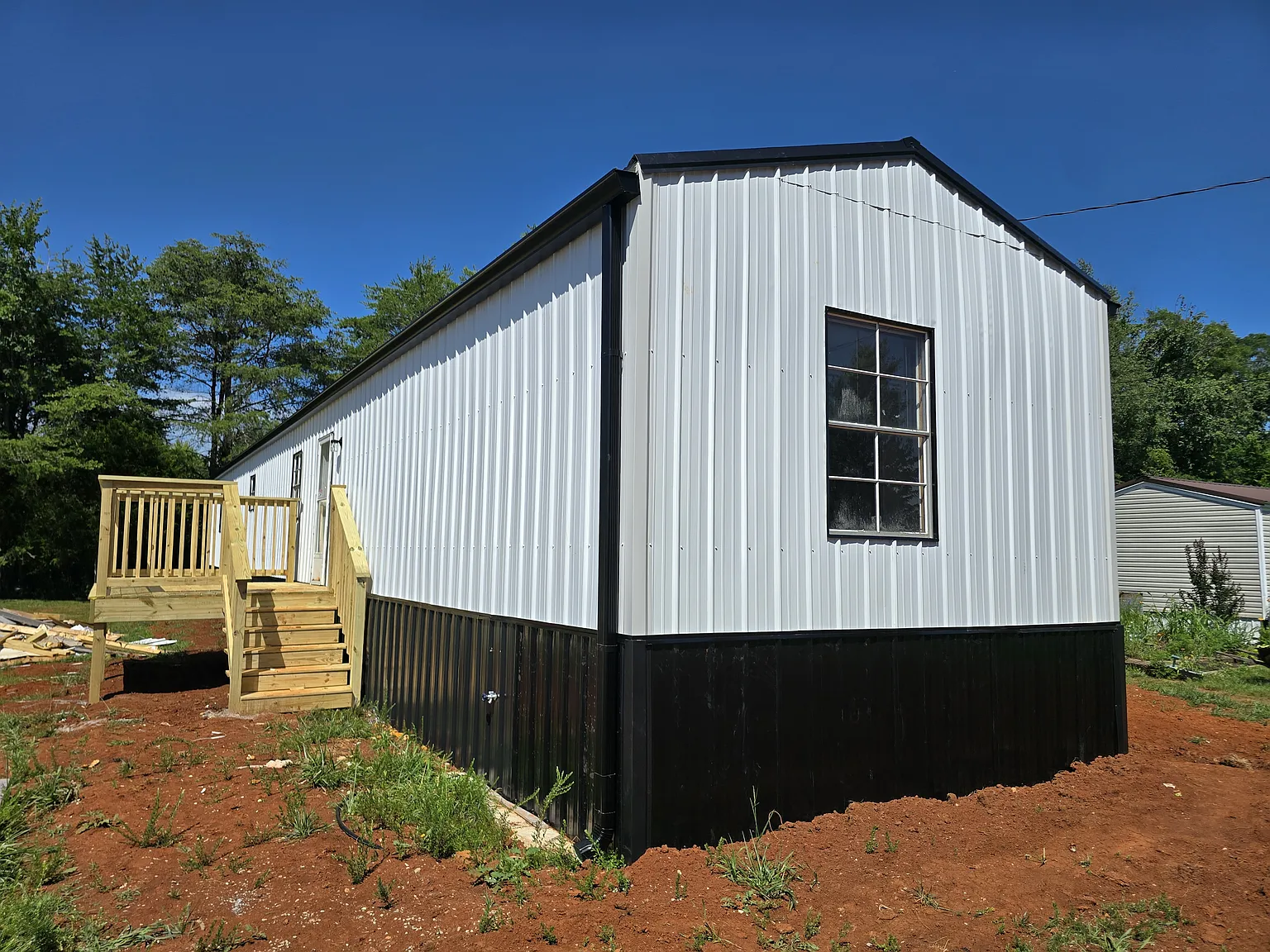 3 bed, 1100 sqft, $850 — Photo 1