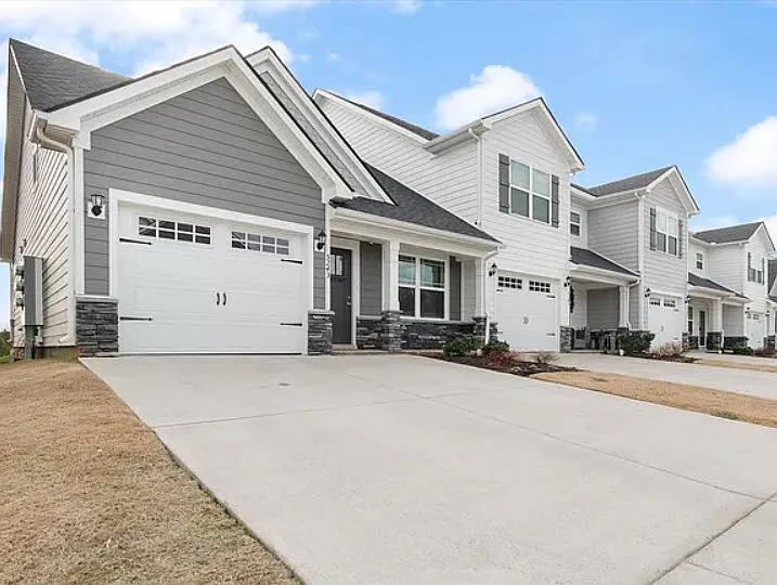 5243 Normandy Cob Dr — Photo 2