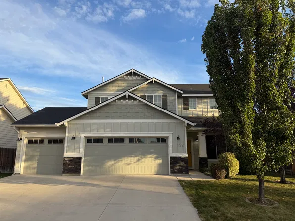 152 E Ensenada Dr, Meridian, ID 83646