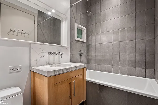 Rented by Brown Harris Stevens | media 20