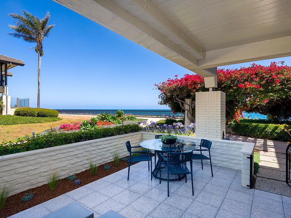 Amazing oceanside condo!
