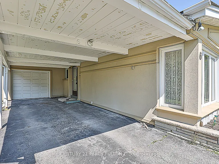 6 Blithfield Ave #MAIN — Photo 2