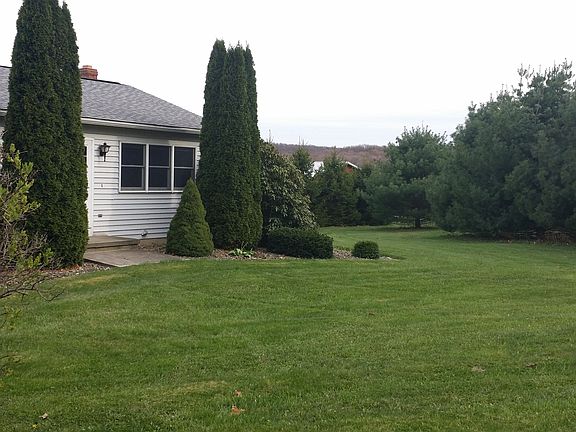 3rd image of 503 Dysart Drive