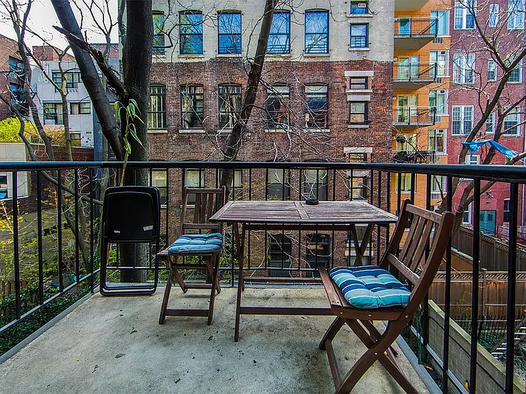 322 W 14th St #3D — Photo 6