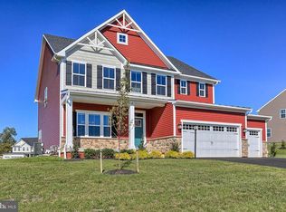 11 W Church Ave, Shrewsbury, PA 17361