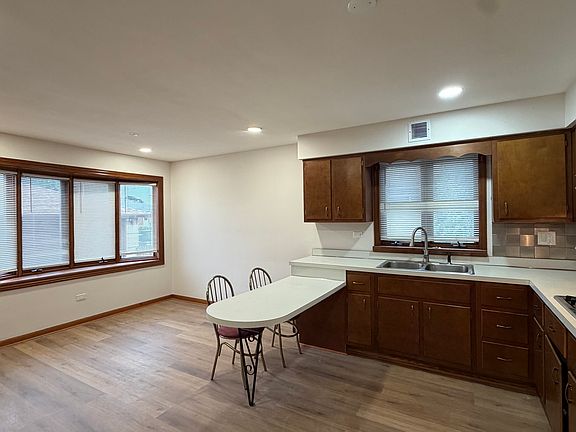 4th image of 6515 Nebraska Ave