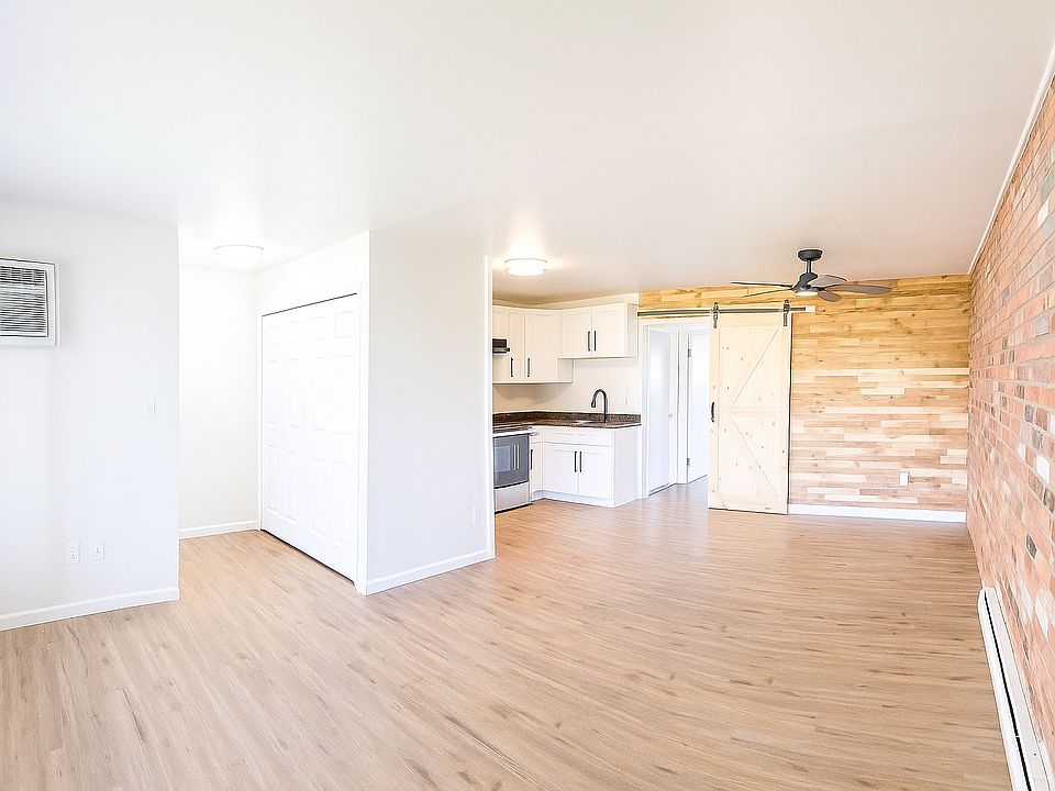 8301 16 1/2 Mile Rd Apt 283, photo 13