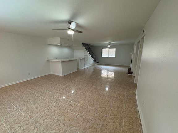 3rd image of 1512 Lake Ave #Q