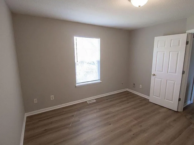 4516 Waterloo Dr #A — Photo 11