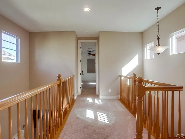 421 N Cedros Ave N — Photo 23