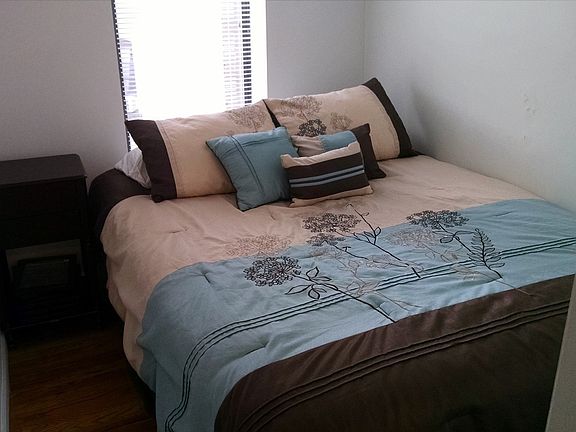 4th image of 350 E 9th St APT 8